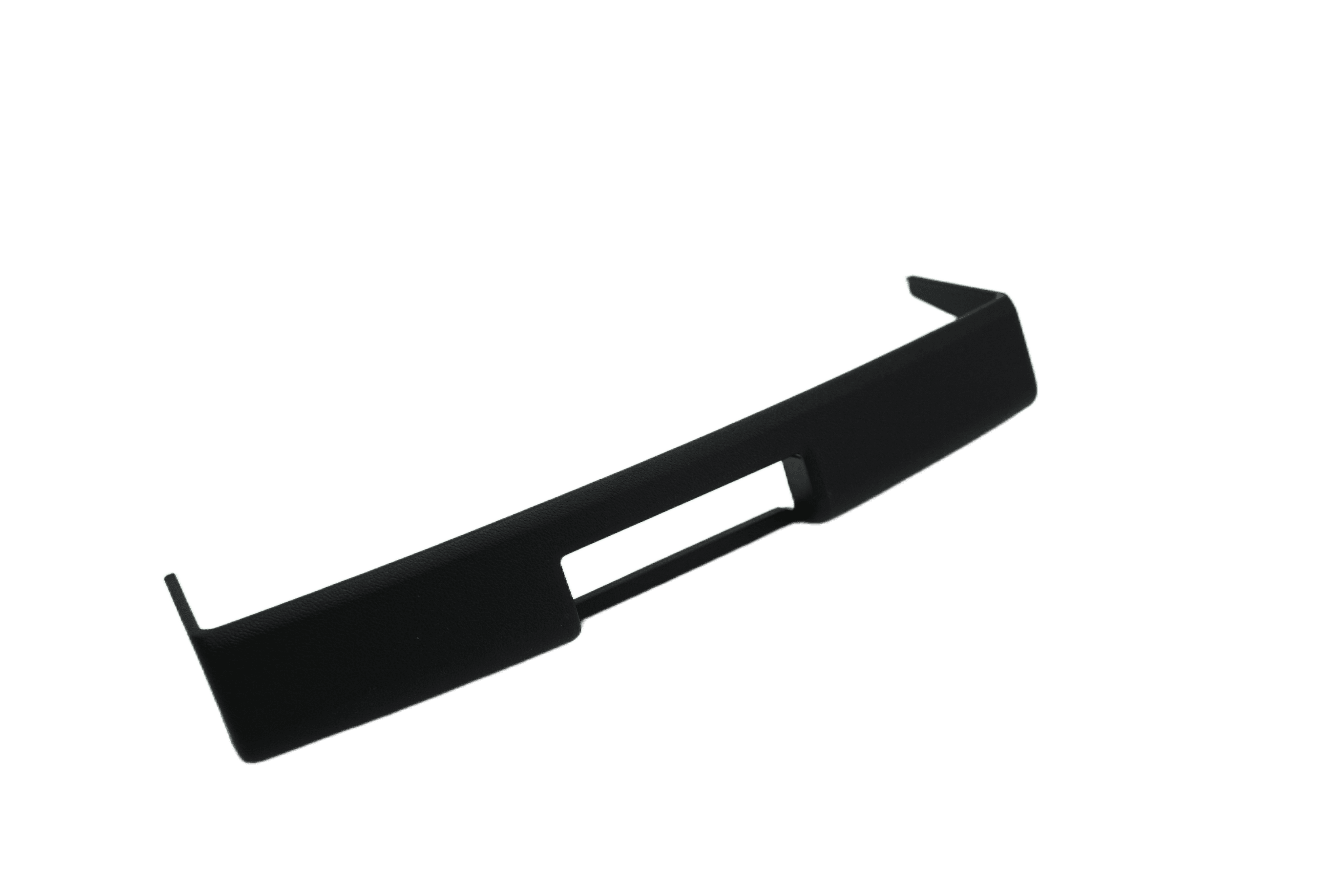 STV-Blende als funktionales und dekoratives Verkleidungselement im Fahrzeuginnenraum